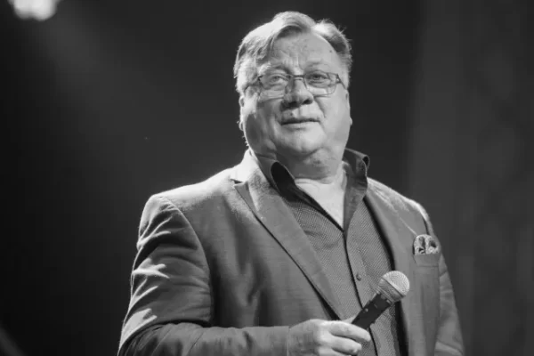 PREMINUO HALID BEŠLIĆ: OTIŠAO JE GLAS NARODA I LEGENDA BOSANSKE MUZIKE